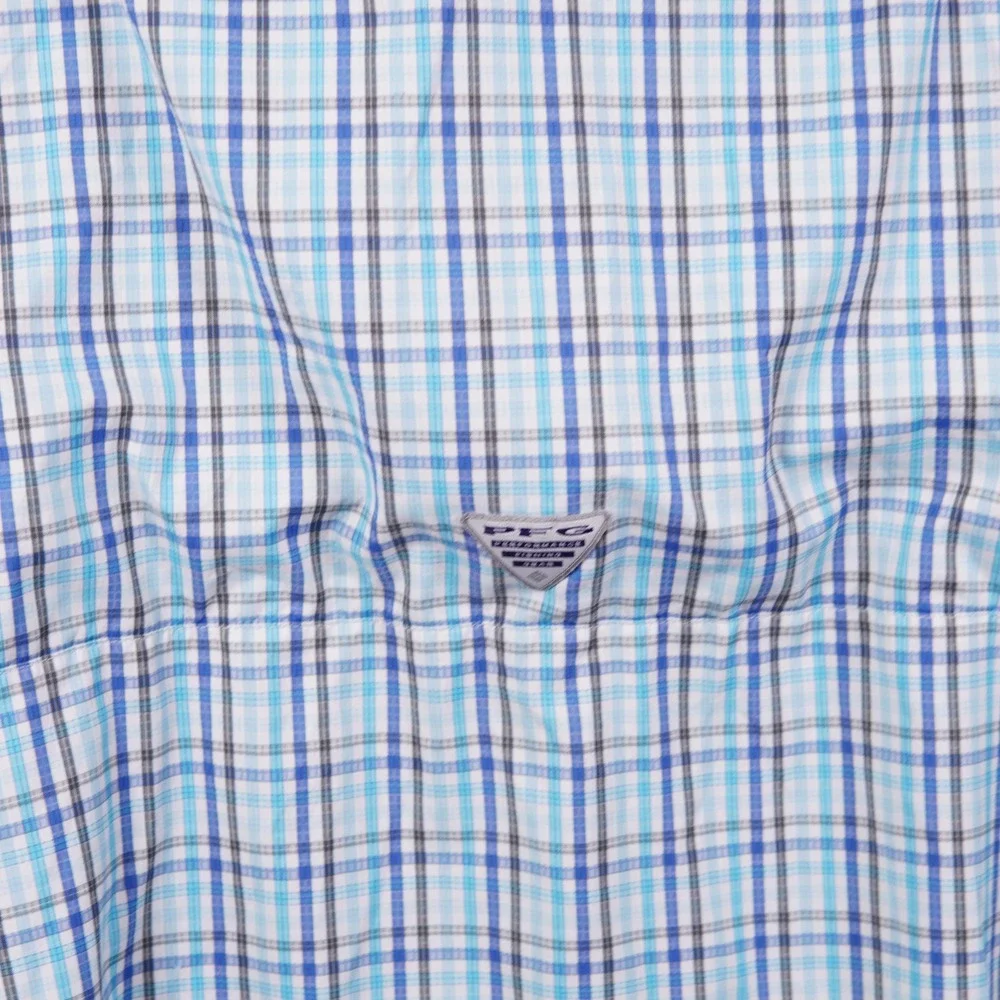 Columbia Super Tamiami Mens XL Blue White Plaid Vented Fishing Shirt Button Down
